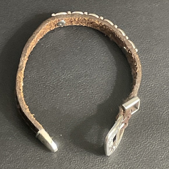 Vintage BRIGHTON Harmony  Bracelet Silver Medallion and Brown Leather Jewelry - Picture 16 of 16